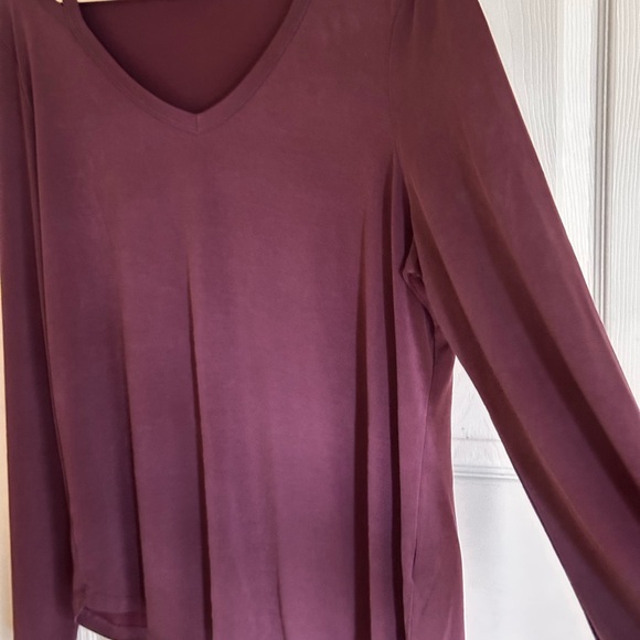 Time and Tru Deep Plum Long Sleeve Blouse - Picture 1 of 3